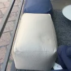 Weicher, rechteckiger Ottoman-Hocker für den Innen- und Außenbereich aus Stoff – Naemi Viadurini