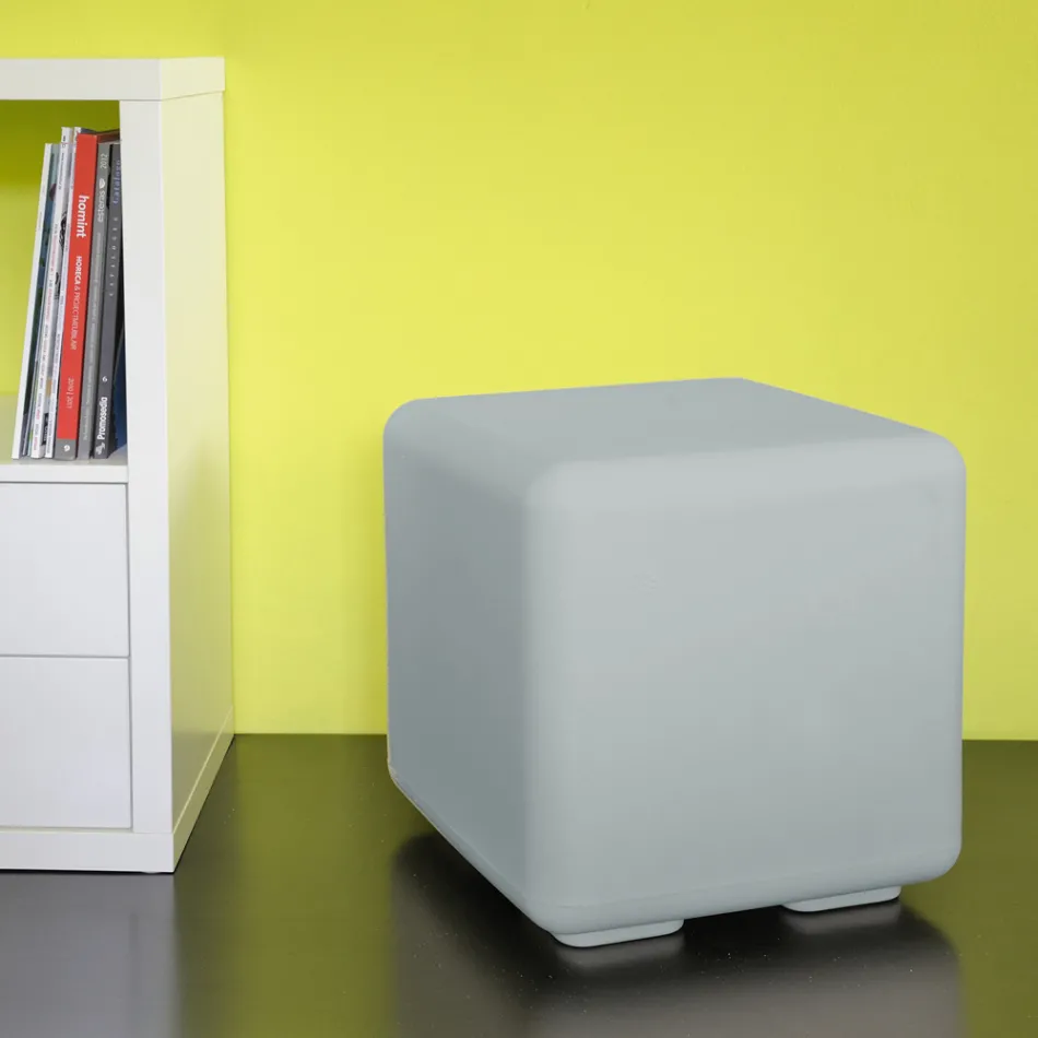 Hocker Garten-Couchtisch aus farbigem Polyethylen Made in Italy - Colores Viadurini