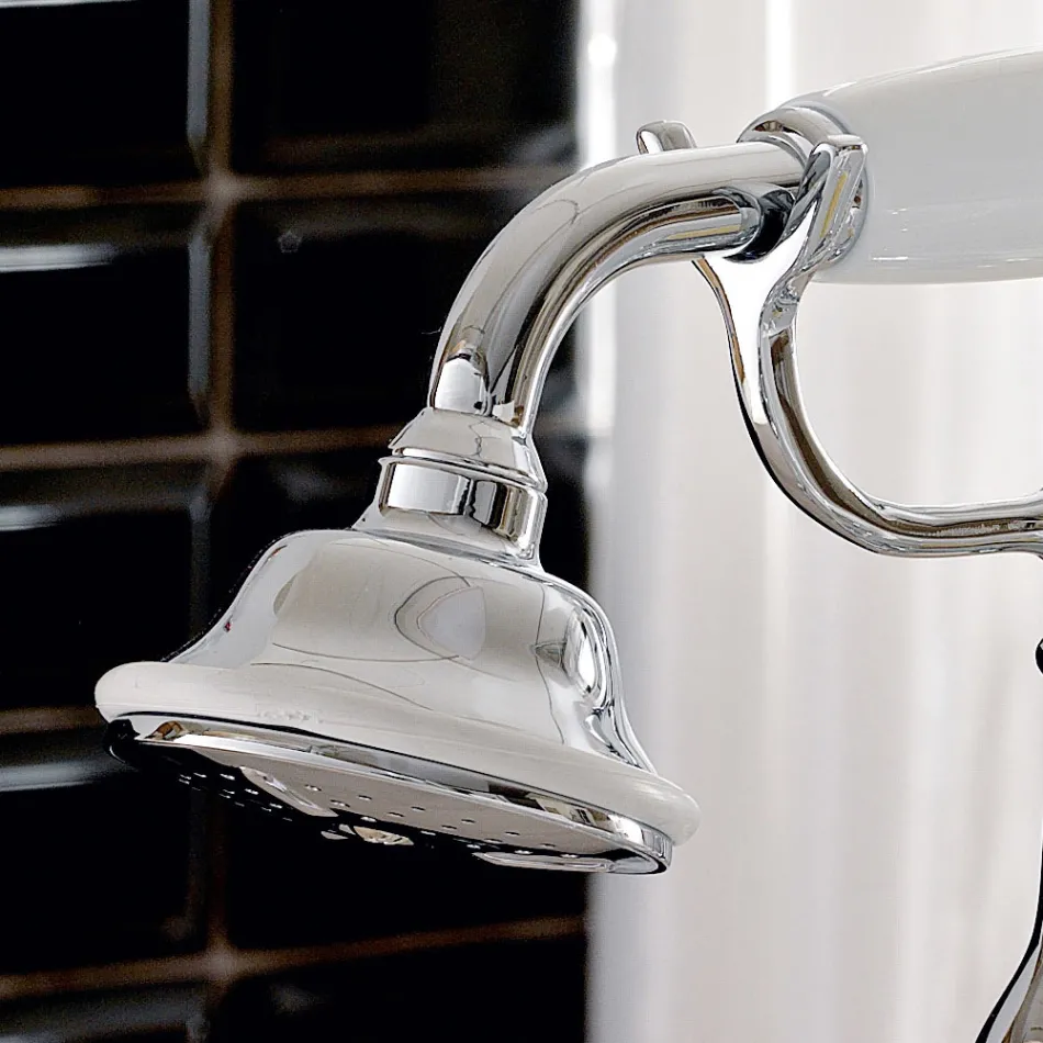 Bodenstehende Badewannenarmatur mit Handbrause aus Messing Made in Italy - Noriana Viadurini