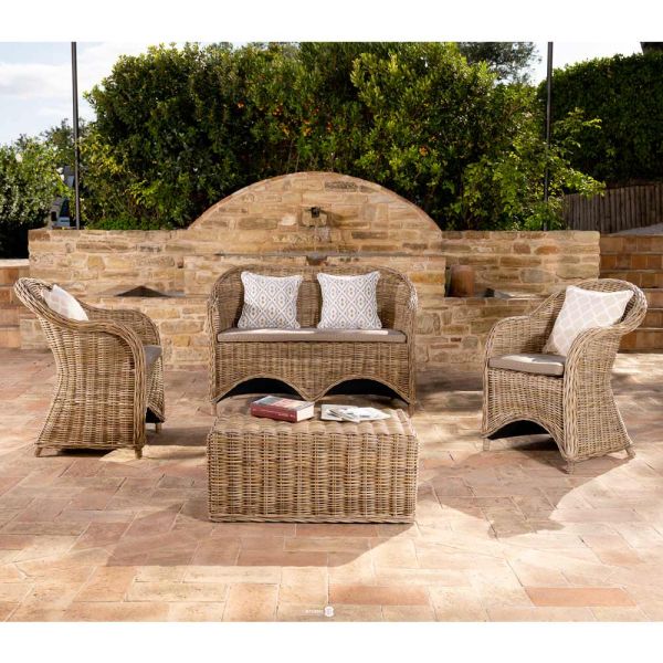 Outdoor-lounge in grauem kubù mit sitzkissen - nazgul