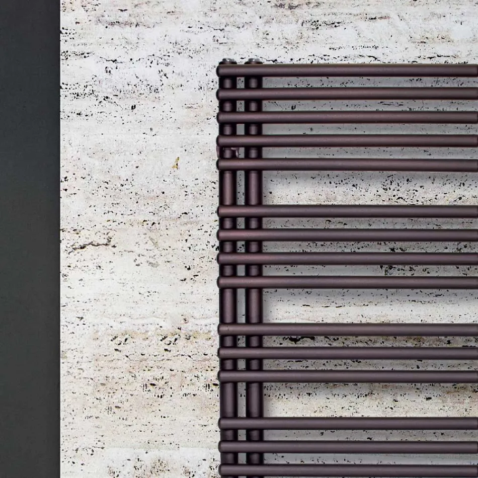 Elektrischer Handtuchwärmer aus Kohlenstoffstahl, hergestellt in Italien – Sauerkirschen Viadurini