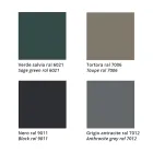 Stapelbarer Holzstuhl mit Samtsitz, hergestellt in Italien, 2 Stück – Leipzig Viadurini