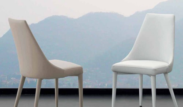 Stuhl aus Metall und Kunstleder Nepitella