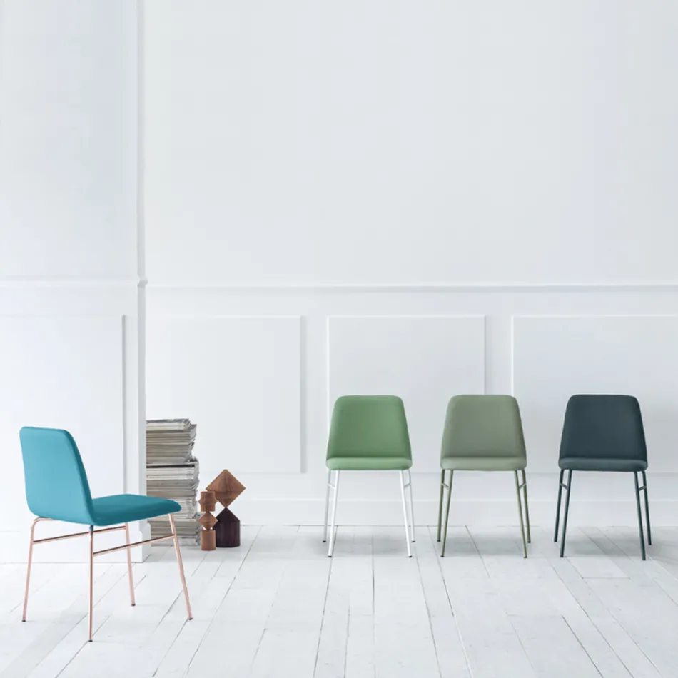 Feiner Stoffstuhl mit Metallgestell, hergestellt in Italien, 2 Stück – Molde Viadurini