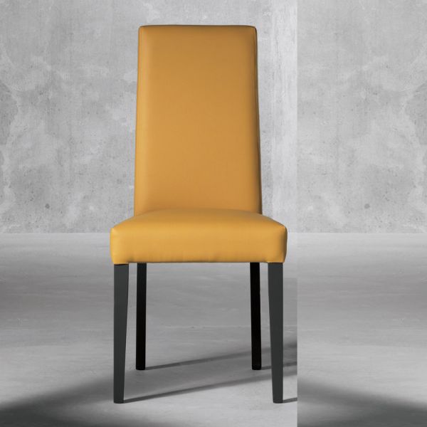 Wohnzimmerstuhl aus holz und kunstleder sitzdesign made in italy - agostina