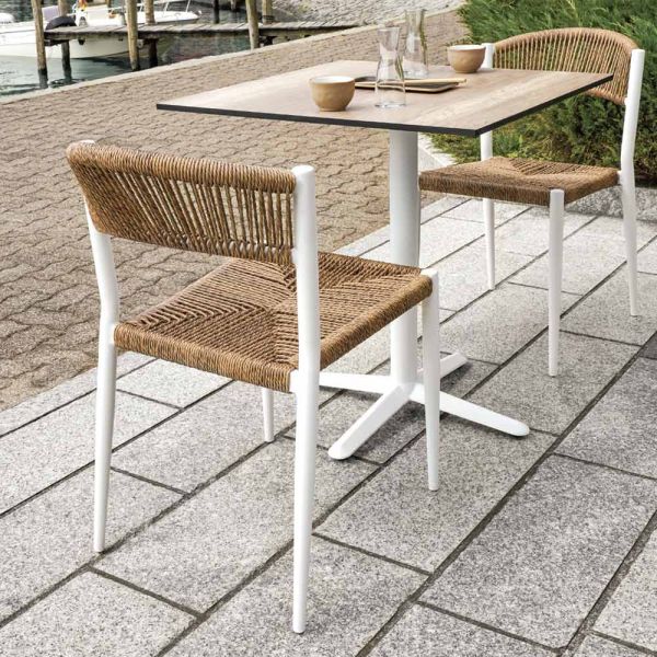 Set aus 4 stühlen aus aluminium und farbigem korbgeflecht - tavira