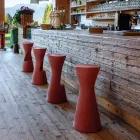 Hoher Gartenhocker aus farbigem Polyethylen Made in Italy - Desmond Viadurini