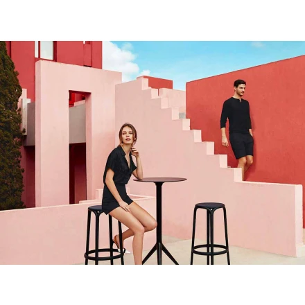 Brooklyn by Vondom Außenhocker aus Polypropylen, H 76 cm Viadurini