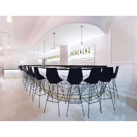 Faz by Vondom Außenhocker H 111 cm aus Polypropylen und Stahl Viadurini