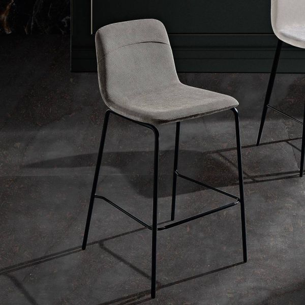 Hocker aus farbigem stoff und modernem metall made in italy - nautilus