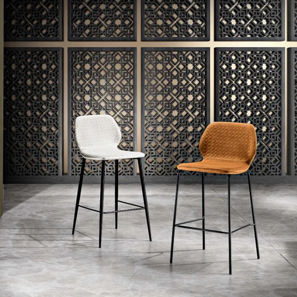 Moderner Küchenhocker aus farbenfrohem Designer-Steppsamt – Scarat Viadurini