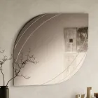 Glasspiegel mit Gravuren in zwei Größen und Farben, hergestellt in Italien - Vela Viadurini