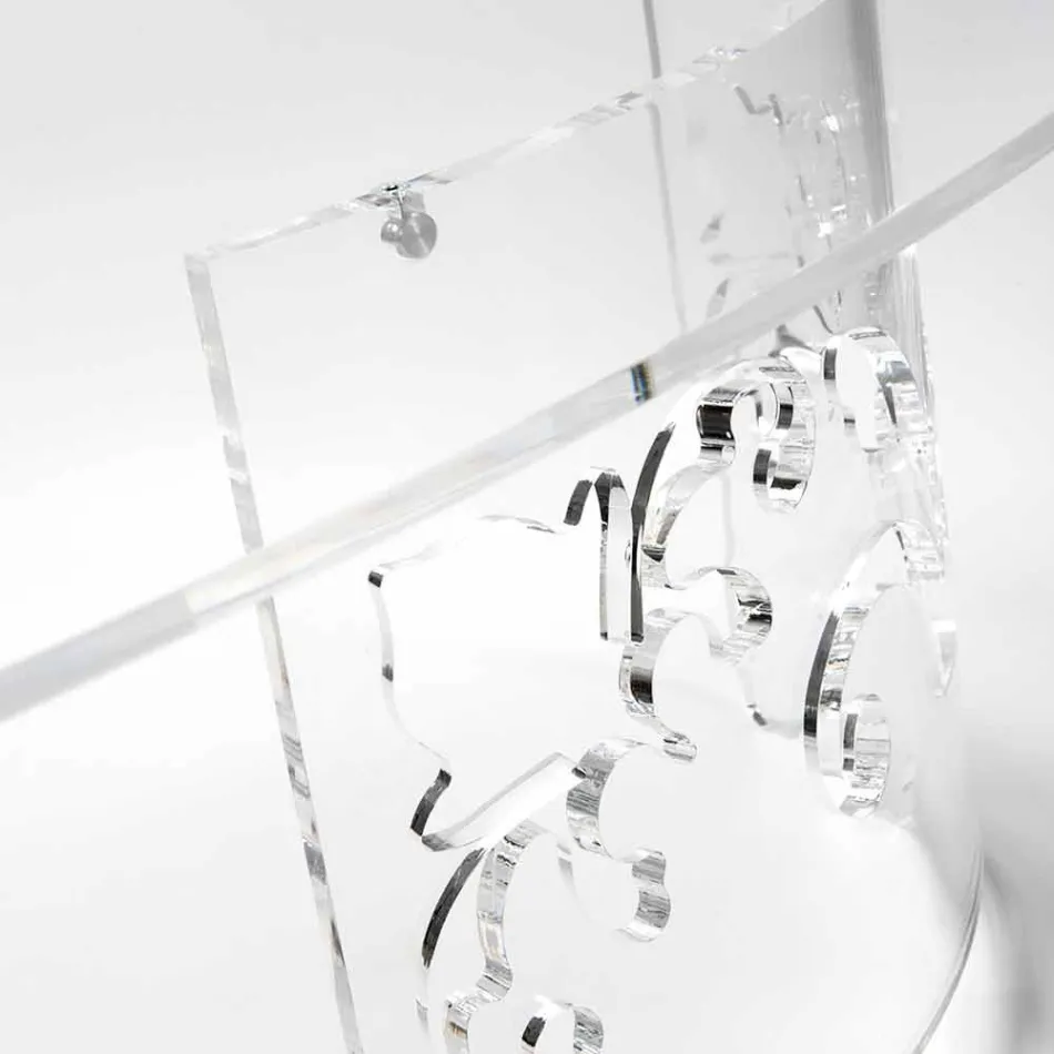 Couchtisch aus geräuchertem oder transparentem Plexiglas mit dekoriertem Sockel - Crassus Viadurini