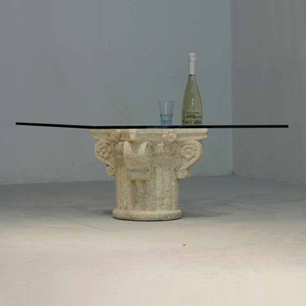Couchtisch aus stein und kristall im klassischen design balos