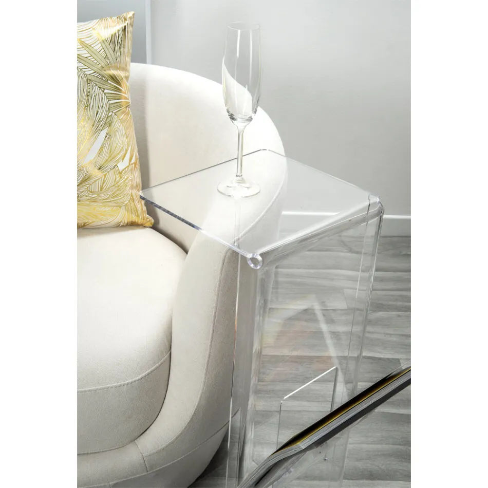 Couchtisch aus transparentem PMMA, entworfen von Quero Vas Viadurini