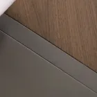 Ovaler Couchtisch aus Metall und zweifarbiger Holzplatte - Comacchio Viadurini