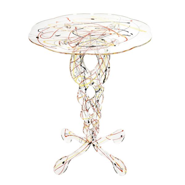 Runder couchtisch aus transparentem plexiglas und farbige platte - phosphor