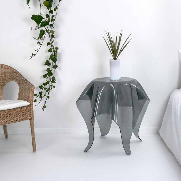 Beistelltisch in modernem design aus plexiglas otto, made in italy