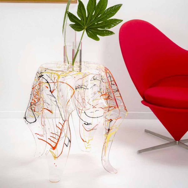 Moderner mehrfarbiger plexiglas-couchtisch aus italien, otto
