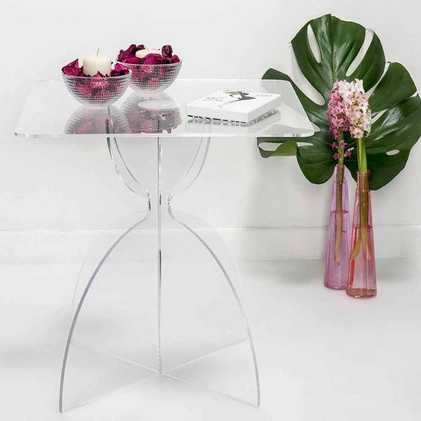 Quadratischer designtisch aus transparentem pmma, leifers