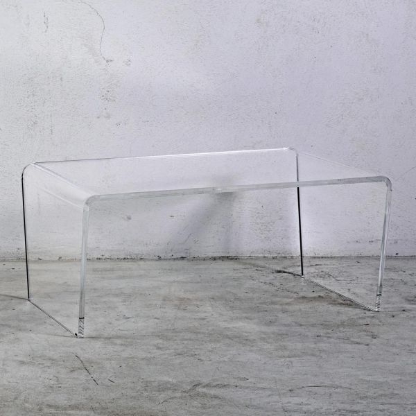 Couchtisch aus transparentem acrylglas handgefaltet - crosto