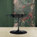 Tulpen-Couchtisch Eero Saarinen H 39 mit ovaler Platte aus grünem Alpi-Marmor – Scarlet