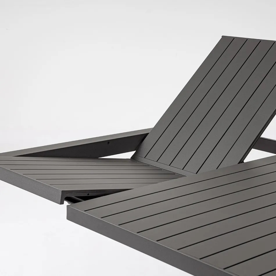 Ausziehbarer Tisch auf 149 cm aus pulverbeschichtetem Aluminium – Need Viadurini