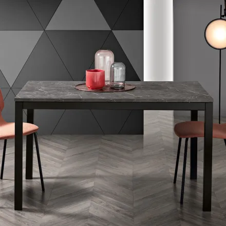 Ausziehbarer Wohnzimmertisch mit Melaminplatte und Metallbeinen - Shaila Viadurini