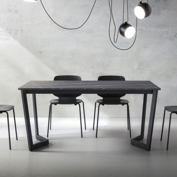 Ausziehbarer tisch bis 238 cm metall und farbiges hpl made in italy - pablito