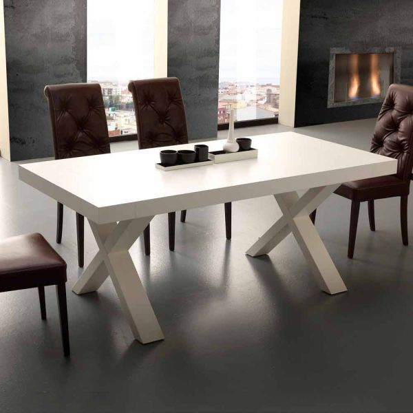 Ausziehbarer tisch aus mdf und melaminbeschichteten spanplatten denver