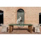 Outdoor-Tisch aus Okumè-Mikrozement und Teakholz-Finish, hergestellt in Italien – Bleistift Viadurini