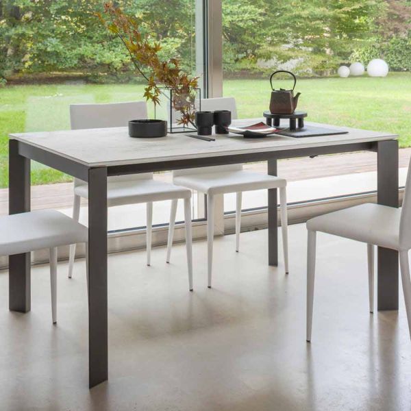 Ausziehbarer esstisch bis 180 cm aus keramik made in italy - pitagora