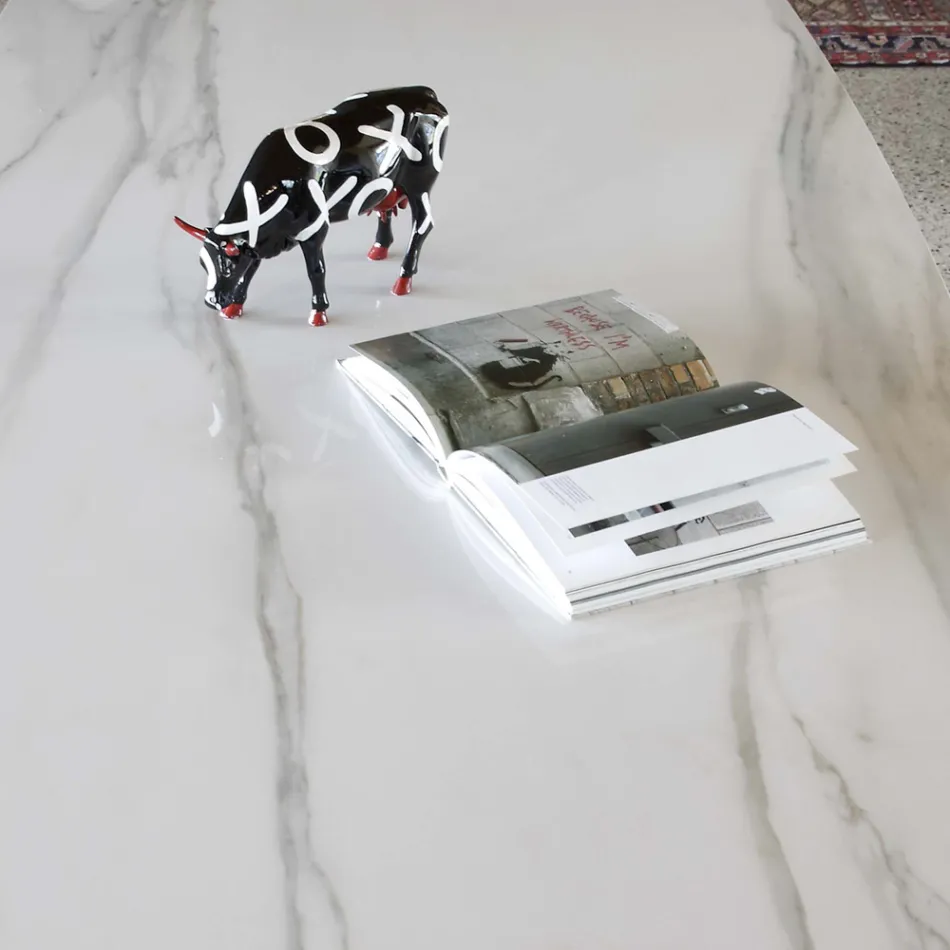 Elliptischer Esstisch aus Keramik und Aluminium – Yamir Viadurini