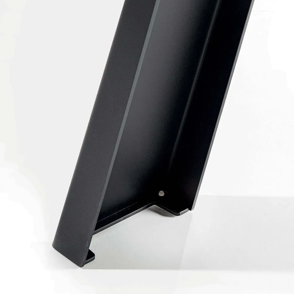 Feststehender Esstisch mit Metallgestell und Eichenfurnierplatte - Termoli Viadurini