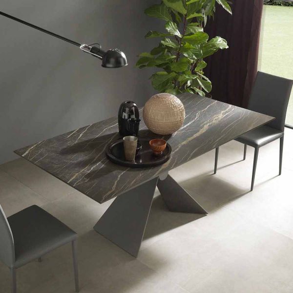 Esstisch aus metall und keramikplatte made in italy design - anaconda
