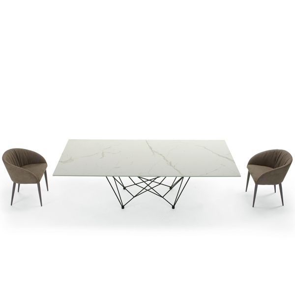 Esstisch mit tischplatte aus laminam und tischgestell aus stahl – ezzellino