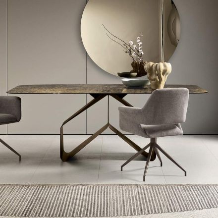 Fester Tisch 210x110 cm mit gehämmertem Glastisch und Metallgestell - Adriano Viadurini