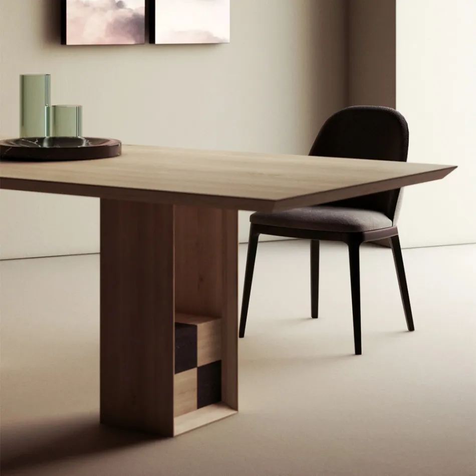 Fester Tisch mit Sockel mit dekorativen Quadraten, hergestellt in Italien – Maugrim Viadurini