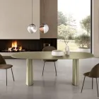 Fester Tisch für zehn Personen mit Glasplatte und MDF-Gestell - Venia Viadurini