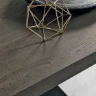 Moderner Tisch aus geknoteter Eiche aus Zerba in Italien Viadurini