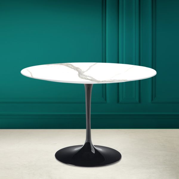 Tulpentisch saarinen h 73 rund aus keramik calacatta michelangelo - scharlachrot