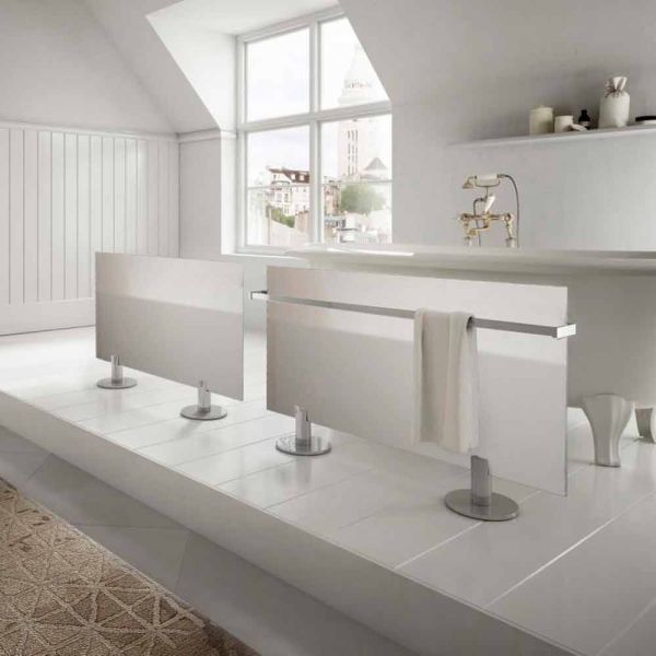 Bodenheizkörper im modernen design aus weißem sternglas