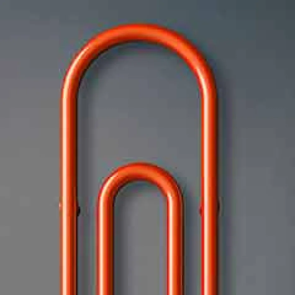 Termoarredo farbige moderne elektrische Klammerheftklammern durch Scirocco H Viadurini