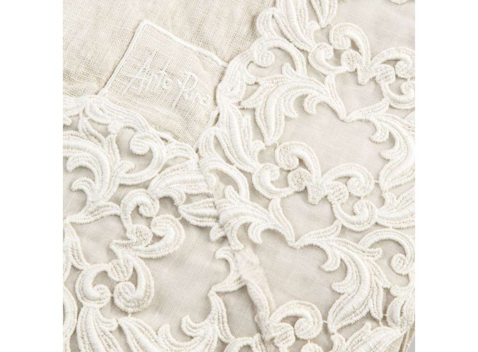 Beige rechteckige Leinentischdecke mit Farnese Luxury Artisan Lace - Kippel