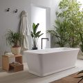 Weiße freistehende Badewanne aus massiver Oberfläche, hergestellt in Italien – Cleopatra