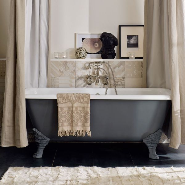Vintage freistehende badewanne mit füßen, aus gusseisen - nausica