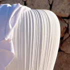 Innen- oder Außendekoration Vase aus Polyethylen 2 Stück - Haut von Myyour Viadurini