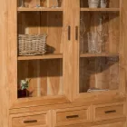 Sanda Wohnzimmer-Vitrine aus massivem Teakholz mit 4 Türen und 3 Schubladen Viadurini