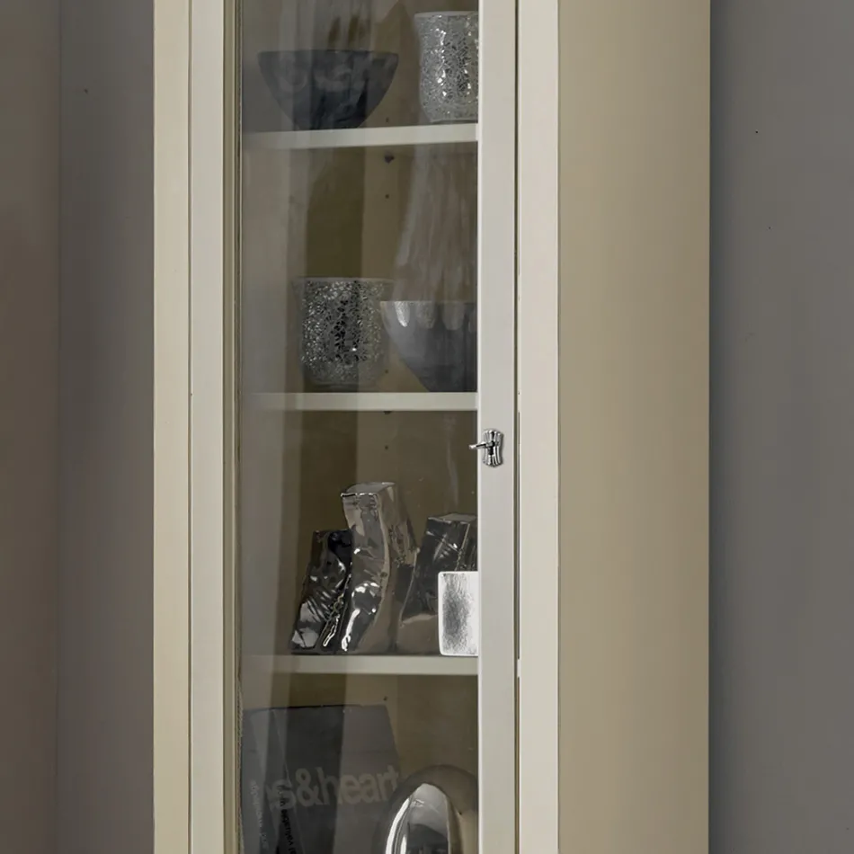 Vitrine aus Holz mit patiniertem Elfenbein-Finish. Hergestellt in Italien – Fosta Viadurini